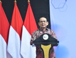 Perkuat Literasi Keuangan Generasi Muda, OJK Edukasi Peluang dan Risiko Pembiayaan Digital 