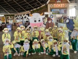 Belajar dari Alam, TK Islam Athirah Racing Centre Ajak Anak Kenal Dunia Peternakan