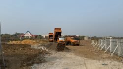 Truk Tanah dan Alat Berat Mulai Bergerak, Stadion Untia Masuk Tahap Pekerjaan Fisik Penimbunan Lahan