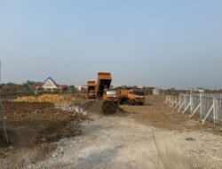 Truk Tanah dan Alat Berat Mulai Bergerak, Stadion Untia Masuk Tahap Pekerjaan Fisik Penimbunan Lahan